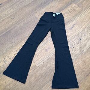 Girls Black Flared Yoga Pants